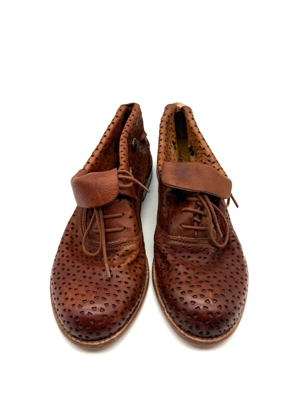 Patricia Nash Sabrina Perforated Ankle Boot Cognac Leather 6.5